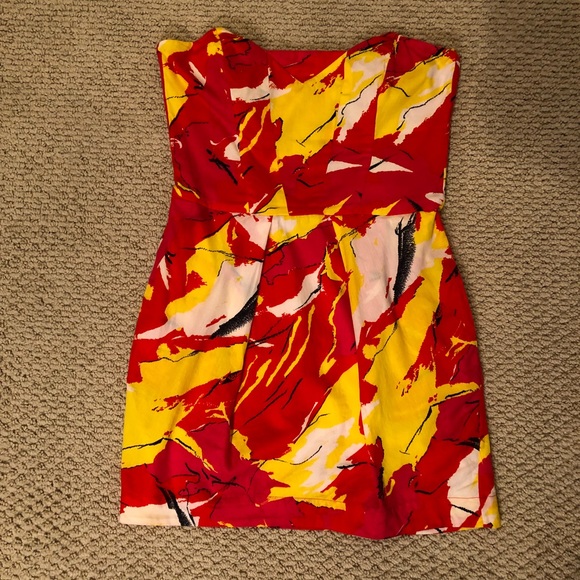 French Connection // Strapless Pattern Dress - Picture 4 of 4